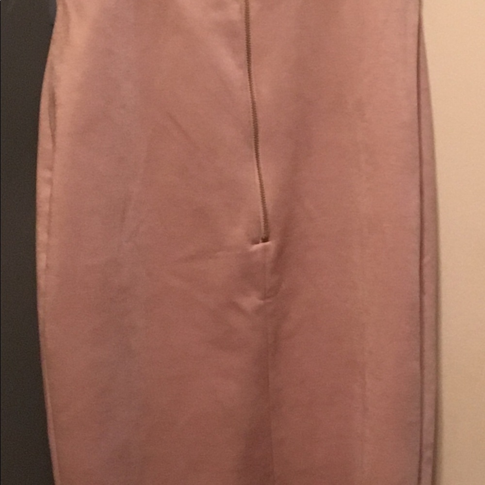 New tan colored dress. Size Large.